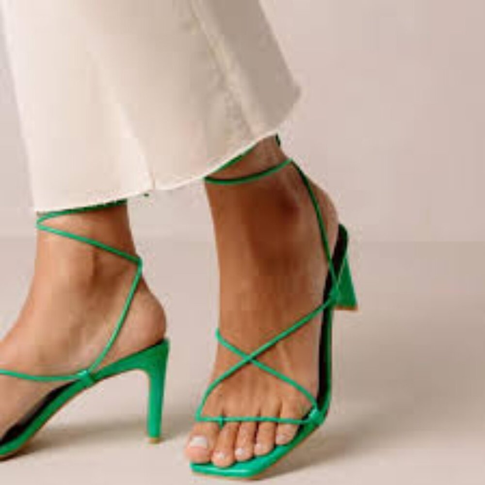 Alohas neon green Bellini mule sandals